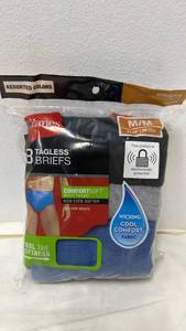 lot 5444 image: Hanes Mens Tagless Wicking Cool Comfort Briefs 3 pack  sz M  (32-34)