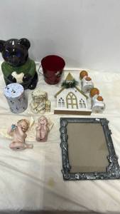 lot 5493 image: Decor collection
