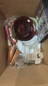 lot 5494 image: Mixed Kitchen & Home Decor Lot