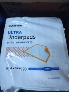 lot 8054 image: McKesson Ultra Underpads Heavy Absorbency 30x36