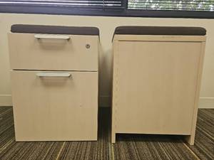 lot 13021 image: (2) Modern 2-Drawer Mobile File Cabinet with Cushion Top