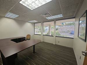 lot 13036 image: Executive U-Shaped Office Desk with Storage, Steelcase Chair, Blinds