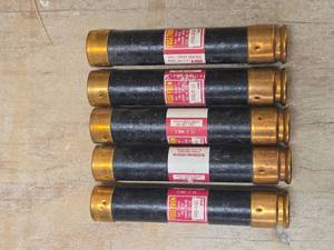 lot 49658 image: (5) Fusetron FRS-R-50 Industrial Fuses