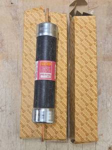lot 49659 image: Fusetron FRS-R-100 Dual-Element Time Delay Fuse