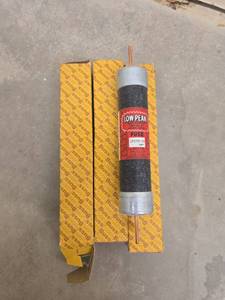 lot 49666 image: (3) Low-Peak Dual-Element Time-Delay Fuse LPS-RK-100