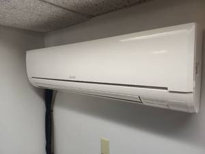 lot 3253 image: Mitsubishi Electric MSY-GL24NA Mini-Split Air Conditioner - Outside Unit Included