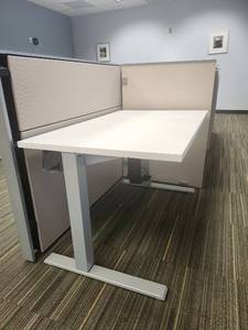 lot 13163 image: Modern Height-Adjustable Office Desk