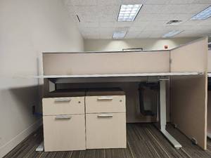 lot 20425 image: Modern Office Height-Adjustable Desk with (2) Filing Cabinets