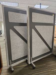 lot 20431 image: Mobile Office Privacy Divider with Casters
