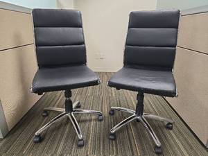 lot 49764 image: (2) Modern Black Office Chairs with Chrome Base