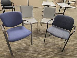 lot 49775 image: (4) Modern Office Conference Room Chairs Set
