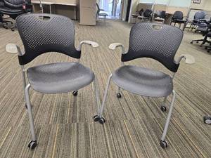 lot 49788 image: (2) Herman Miller Caper Stacking Chairs