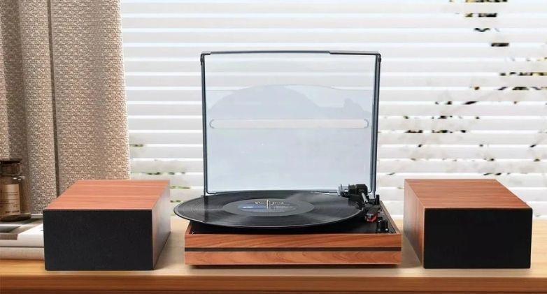 lot 6200 image: Bluetooth Turntable with 30W External Bookshelf Speakers R612 - Retail $180