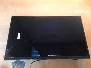 lot 5215 image: Samsung UN32F6000FFXZA 32 F6000F 4K Smart TV (BROKEN) - Retail $128
