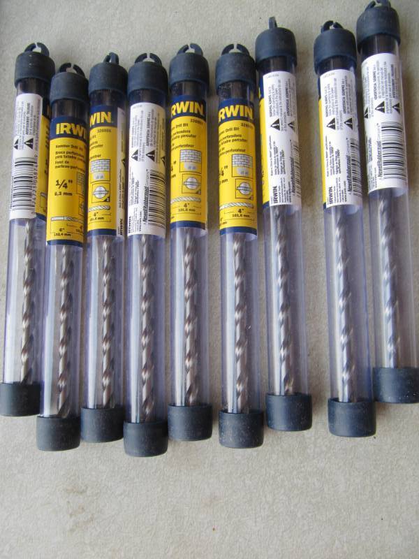 lot 2090 image: NEW LOT OF 9 14 BY 6 HAMMER DRILL BITS  (SHOP TOOLS)