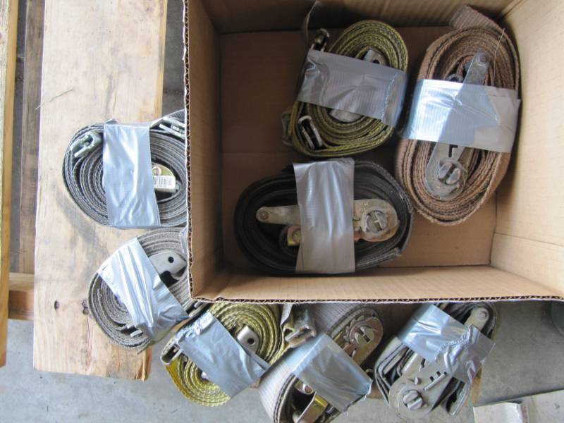 lot 302 image: Lot of 5 Cargo Tie Down Straps