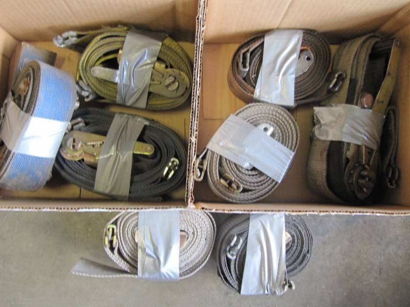 lot 306 image: Lot of 8 Cargo Tie Down Straps