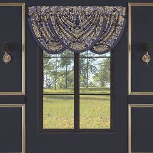 lot 7240 image: J Queen New York Woodstock Waterfall Window Valance Bedding
