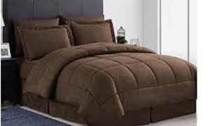 lot 7260 image: SWEET HOME COLLECTION BROWN COMFORTER ONLY KING SIZE