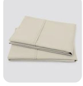 lot 7263 image: WRINKLEGUARD SHEET SET KING SIZE