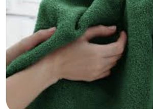 lot 7265 image: Green Bath Towel