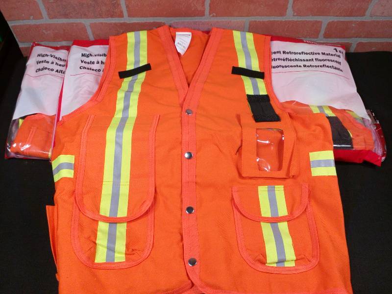 lot 39 image: Honeywell 100% Cotton Orange Safety Vests