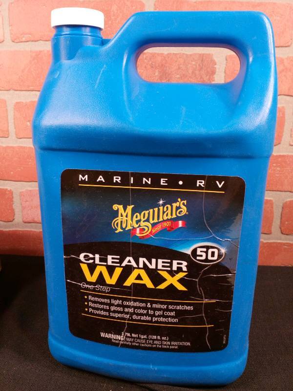 lot 118 image: Meguiars Marine RV Cleaner Wax 50