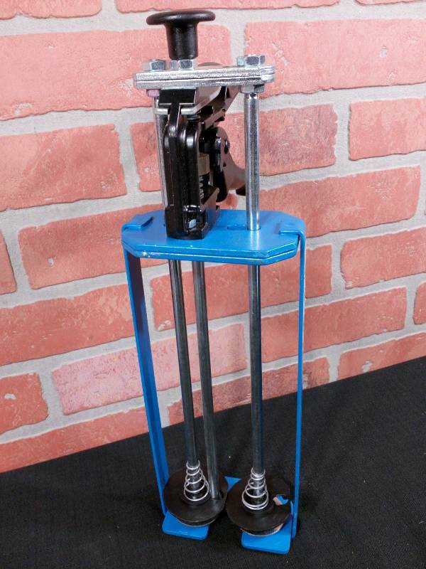 lot 137 image: Cox Sealant Applicator Dual Component