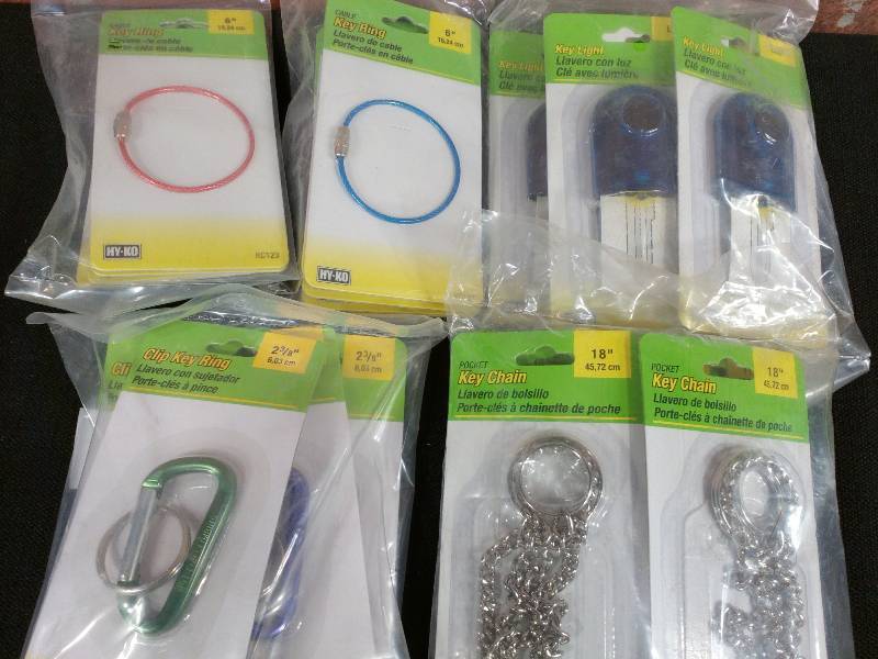 lot 140 image: Key Chain Key Ring Lot