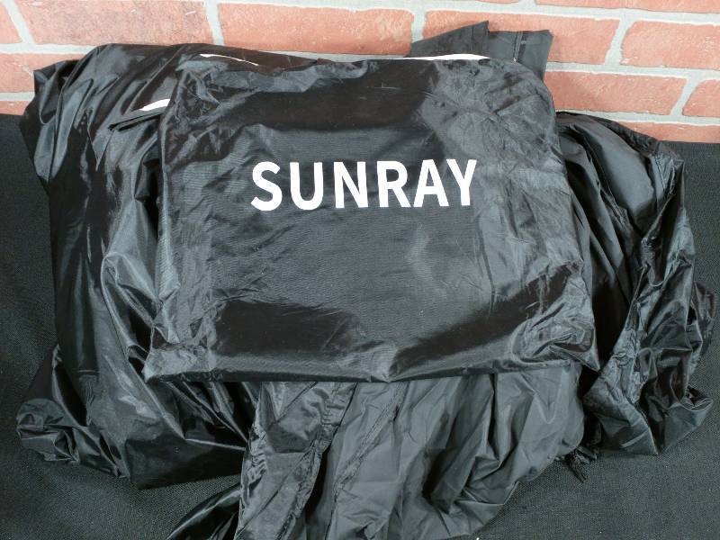 lot 149 image: Sunray Paddle Boat Cover w Carrying Bag