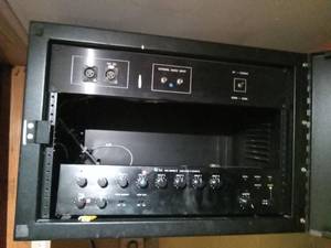 lot 6092 image: TOA 900 Series II Mixer Power Amplifier  - Retail $553