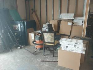 lot 6147 image: Used Ridgid 16 Gallon Shop Vacuum and Office Supplies Lot  - Retail $1150