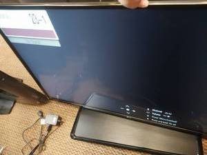 lot 6168 image: LG 43-inch LED TV Model 43LX560H  - Retail $199