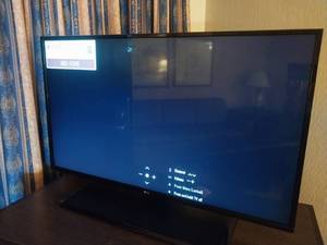 lot 6193 image: LG 43LX560H 43-inch LED TV  - Retail $150