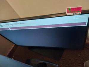 lot 6211 image: LG 43LV560H 43-inch Commercial TV  - Retail $175