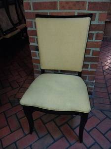 lot 6408 image: Mid-Century Modern Dining Chair (21 x 19 x 39)  - Retail $75