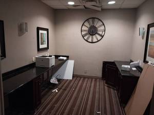 lot 6428 image: Modern Office, Countertops, Cabinets, Wall Art and Decor Set  - Retail $450