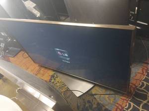 lot 6490 image: LG 49LV570H 49-inch Commercial TV  - Retail $299