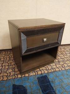lot 7053 image: Mid-Century Modern Nightstand with Reeded Detail  - Retail $85