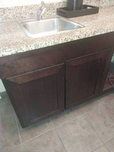lot 7278 image: Modern Kitchen Granite Countertop (60 x 26 x 36)  - Retail $1200