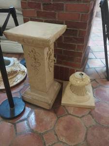 lot 7947 image: Ornate Plaster Architectural Column Base  - Retail $125