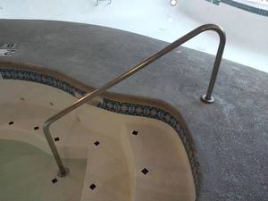 lot 9571 image: 68 X 29 Pool Railing  - Retail $175