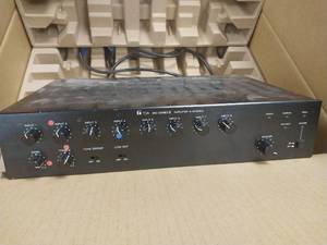 lot 9672 image: TOA 900 Series II A-903MK2 Professional Amplifier (Powers On)  - Retail $553