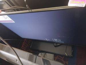 lot 9998 image: LG 43LX560H Commercial TV (2016)  - Retail $150