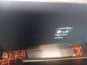 lot 10000 image: LG 43LV560H Commercial TV  - Retail $299