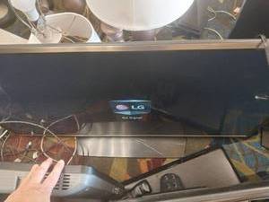 lot 10012 image: LG 49LV570H 49-inch Commercial TV  - Retail $300