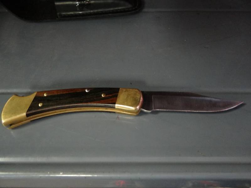 lot 1400 image: Old Buck Knife With Cases