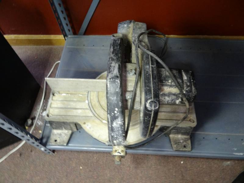 lot 1409 image: Black And Decker Professional Chop Saw