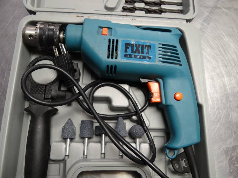 lot 1430 image: Fixit Tools 38 Corded Drill