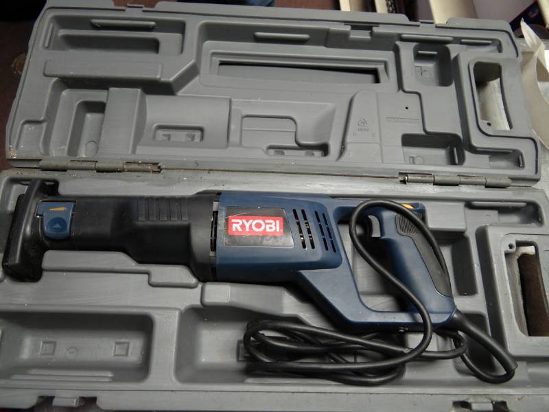 lot 1435 image: Ryobi Reciprocating Saw with Case